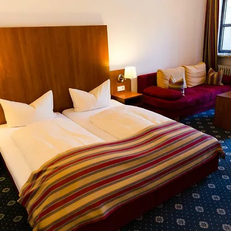 بيت ضيافة Gaestehaus Roessler 3*